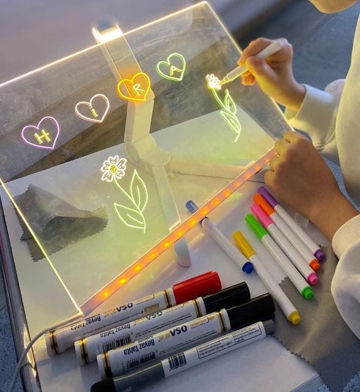 Acrylic LED Board With Colorful Night Light & 7 Neon Pens